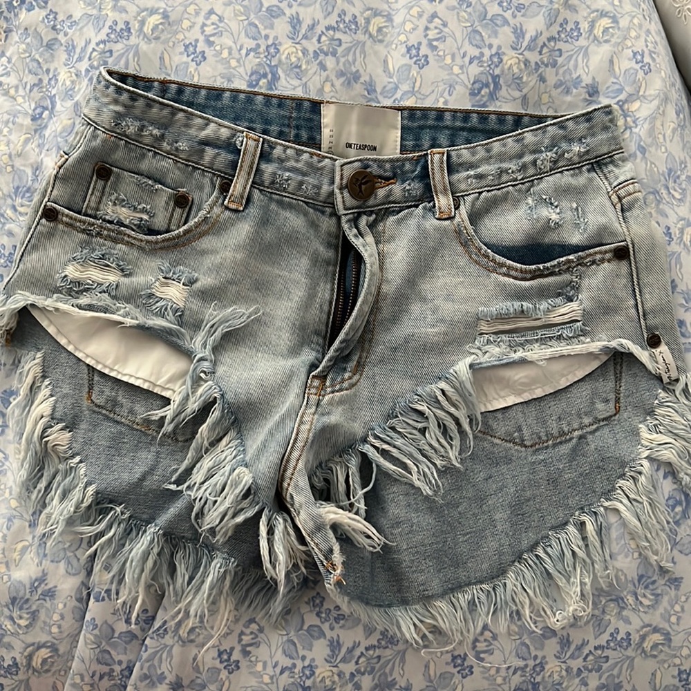 ONE TEASPOON denim hi-low shorts